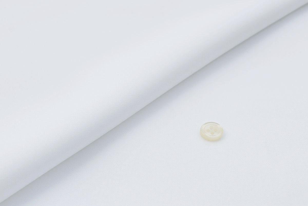 [オーダーシャツ]【形態安定でお手入れが楽！】一着は持っていたい定番の白無地